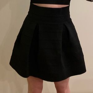 High Waisted Textured Full Skirt